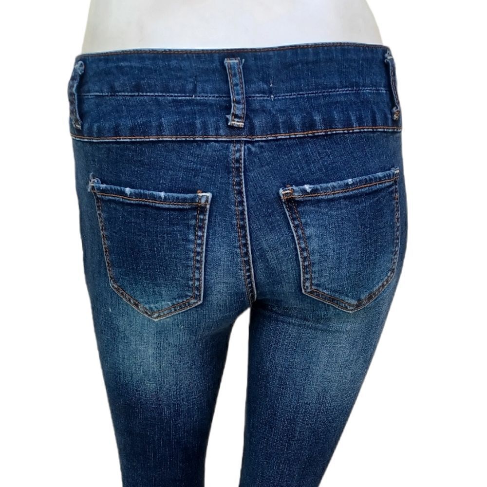 616812.....Refuge Skinny Jeans Size 0, W24" 28"Inseam  7"Rise