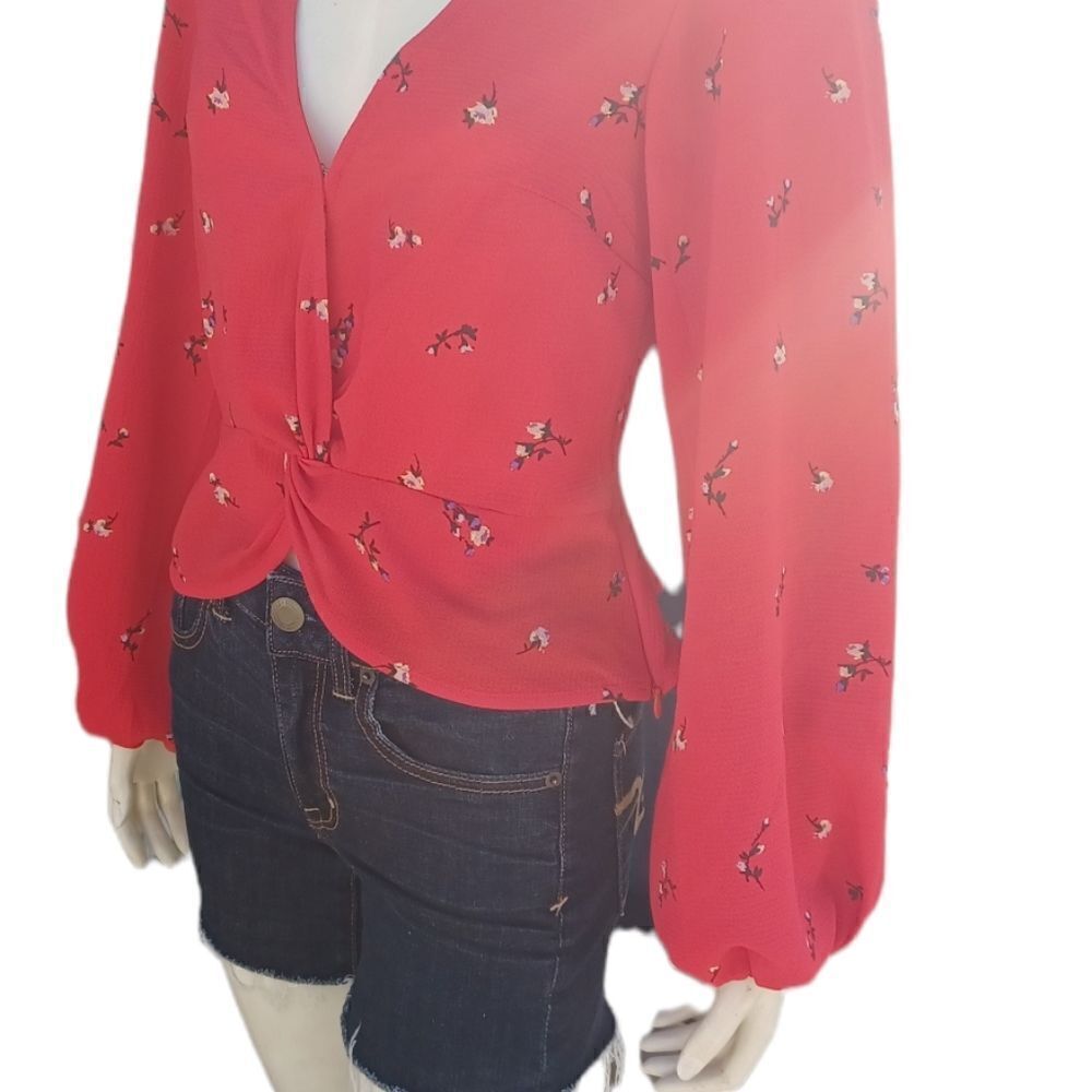 609433....Wild Fable Long Sleeve Top Size S