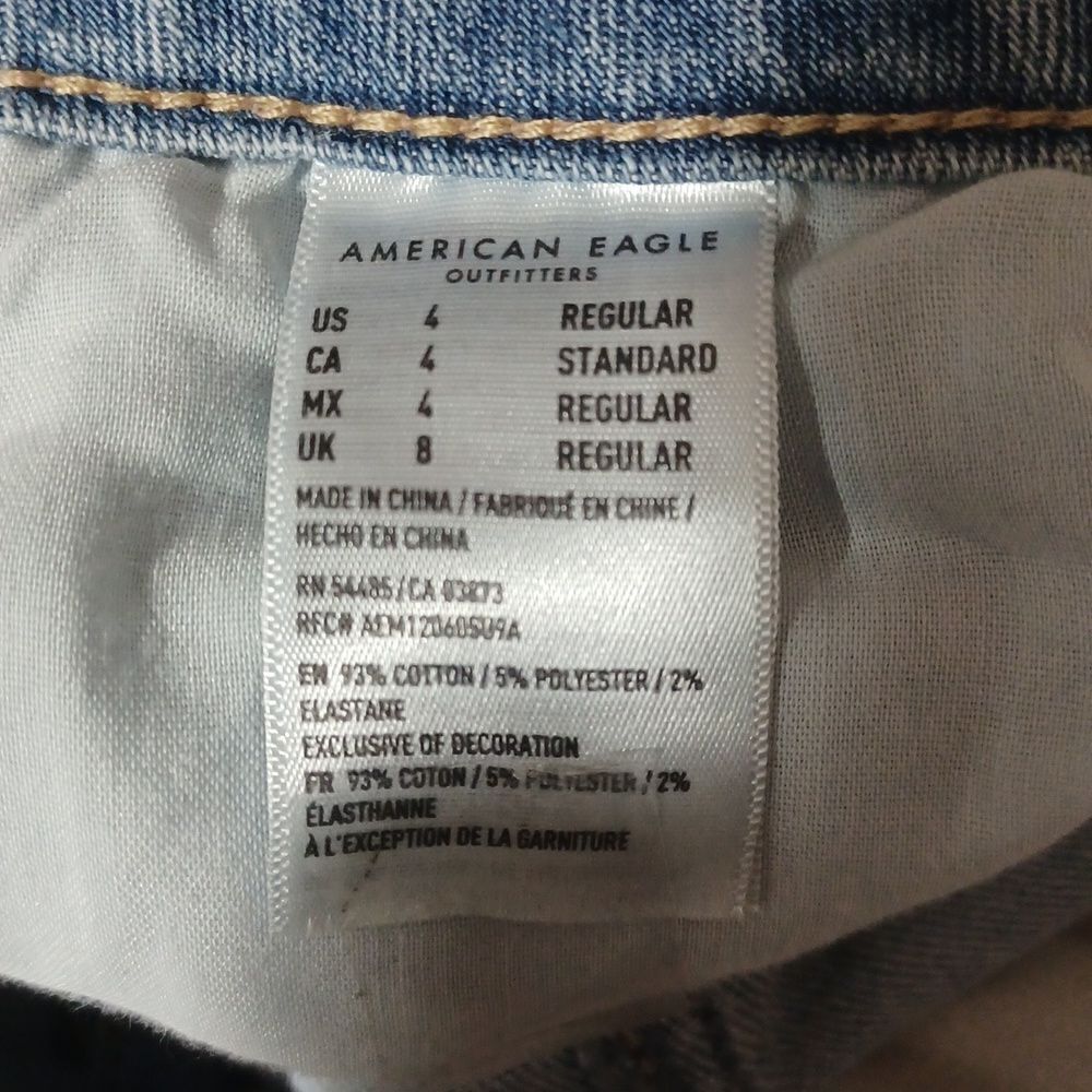 613431....American Eagle Jean Mini Skirt Size 4, 30" Waist 14" Rise