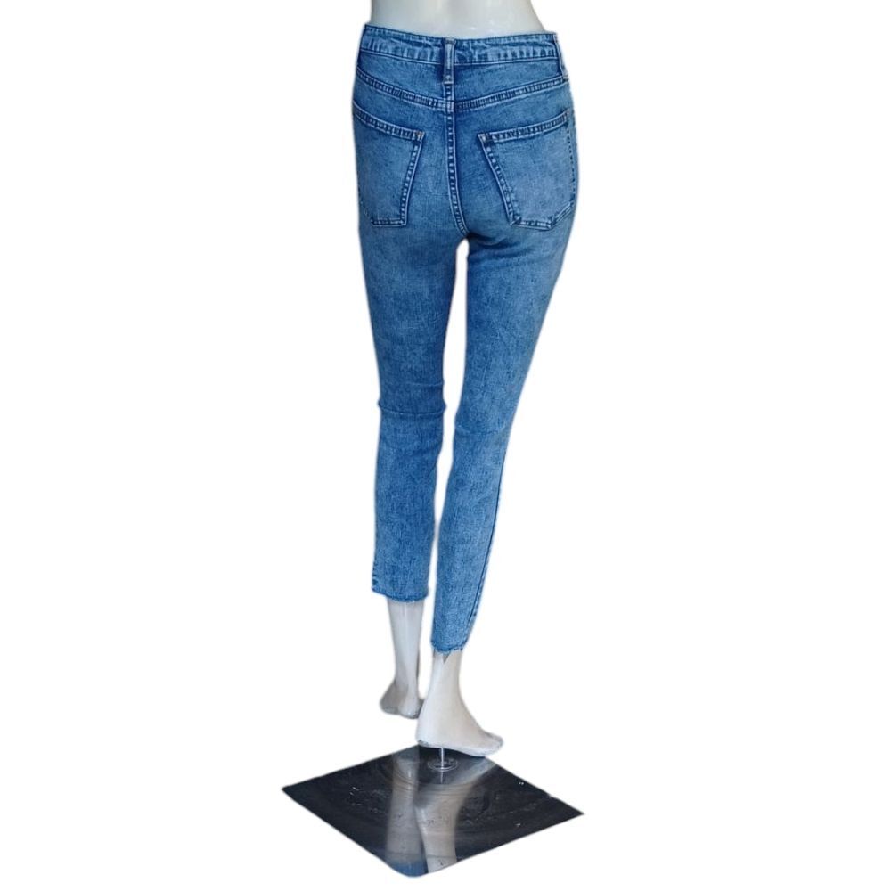 8168....LC Conrad High Rise Skinny Jeans W26" 25" Inseam, 8 1/2" Rise,