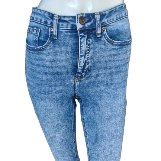 8168....LC Conrad High Rise Skinny Jeans W26" 25" Inseam, 8 1/2" Rise,