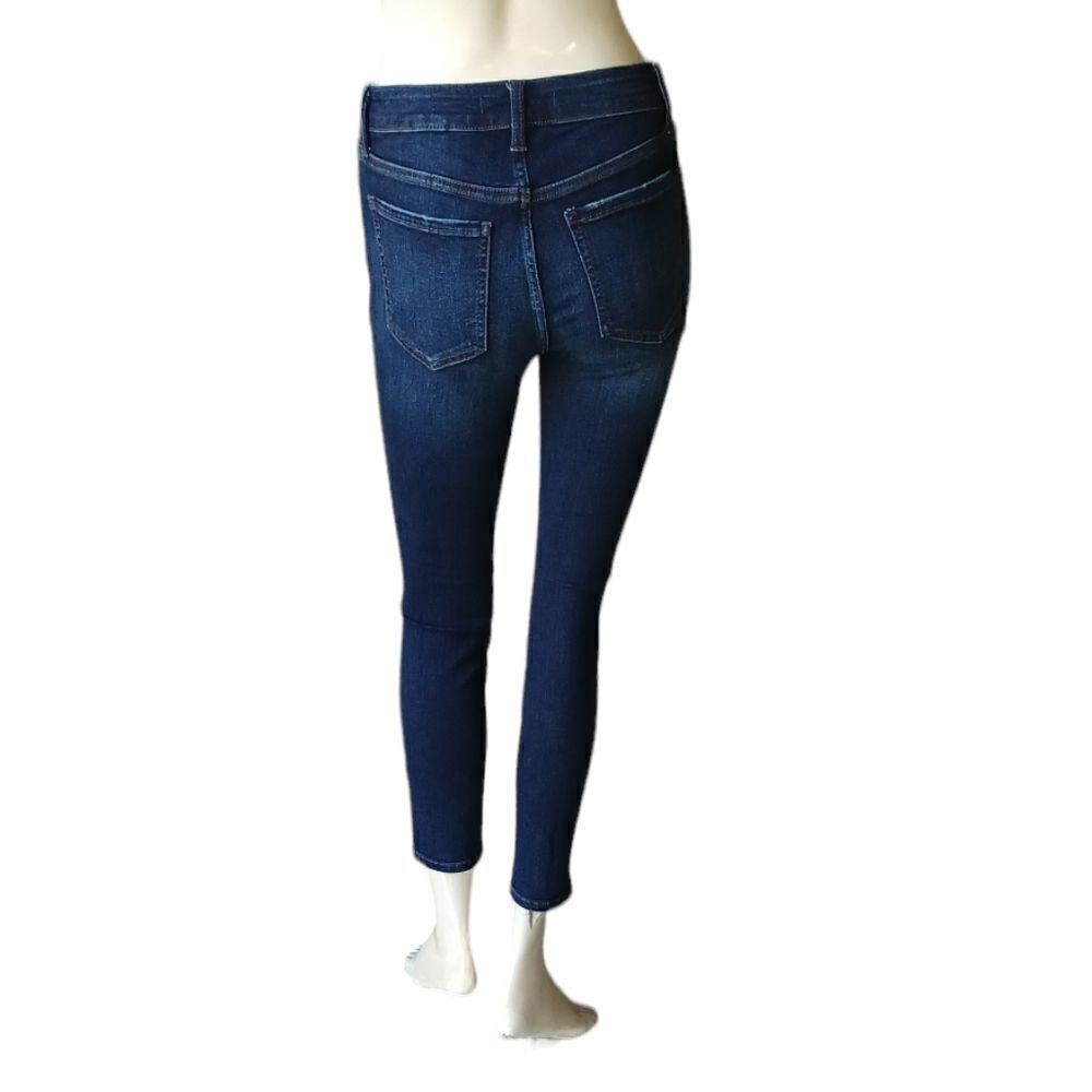 691714.....Eunina Skinny Jeans Size 3/26R, W24" 24"Inseam  8"Rise