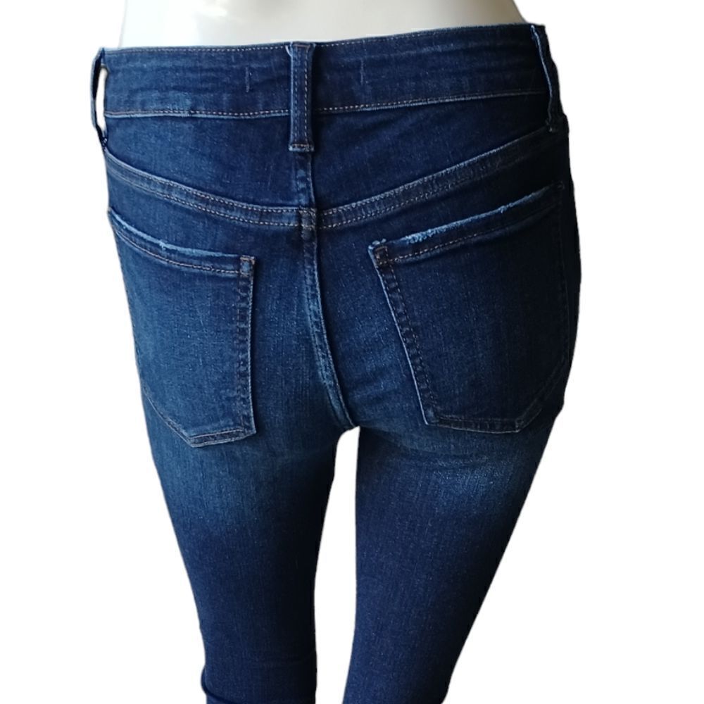 691714.....Eunina Skinny Jeans Size 3/26R, W24" 24"Inseam  8"Rise