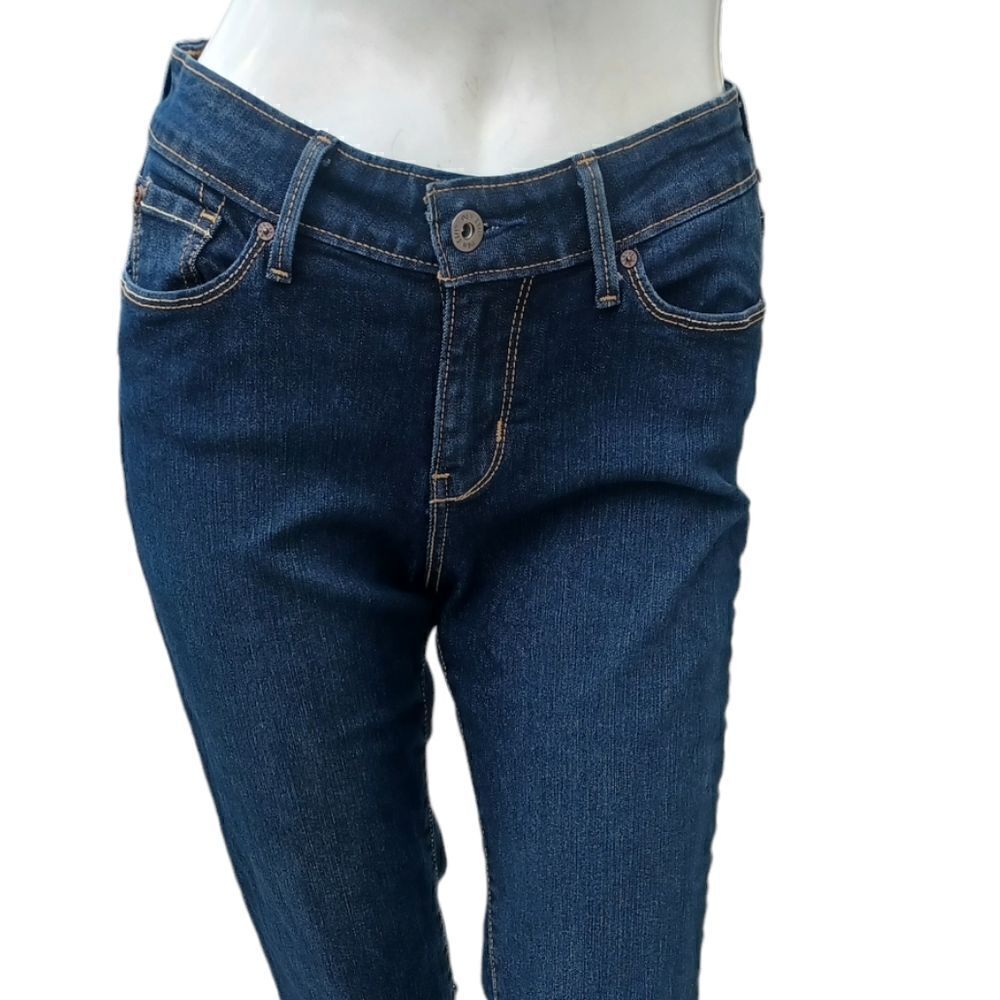 683412....Denizen by Levi's Crop Jeans Size 2