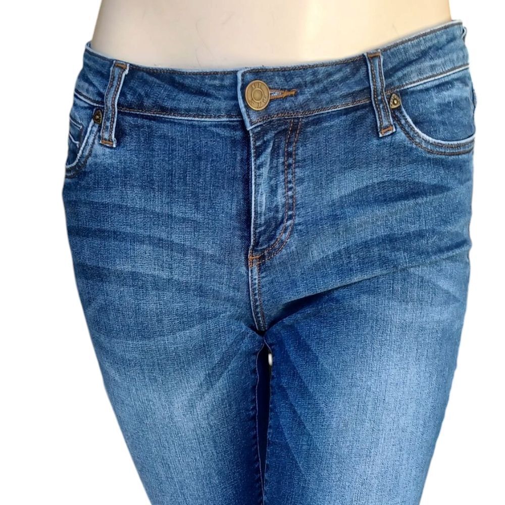 8171...Kut from The Kloth Straight Leg Jeans Size 10, 29" Inseam, W32", 9" Rise