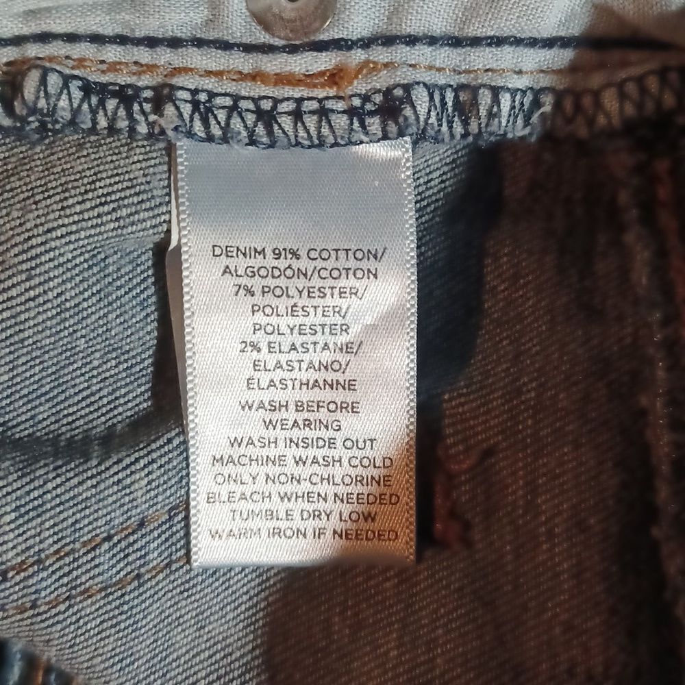 624620....Ann Taylor Loft Skinny Jeans Size  26/2, 27" Inseam 8" Rise