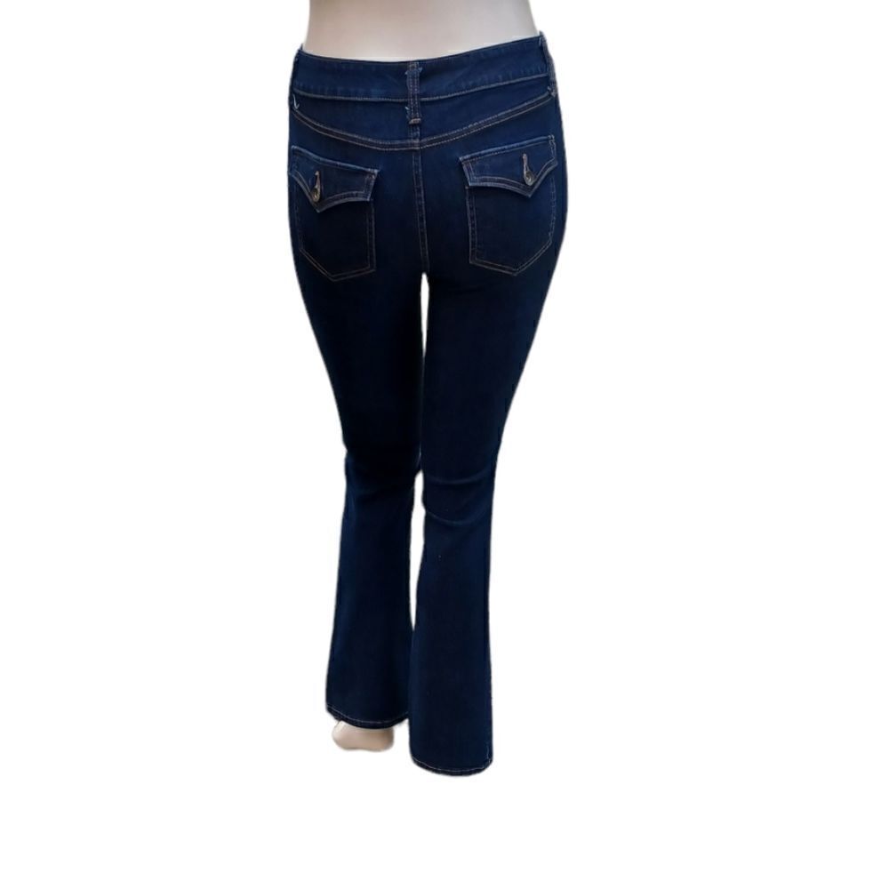 625120....St John's Bay Bootleg Jeans Size 8, W30" 29" Inseam 10"Rise