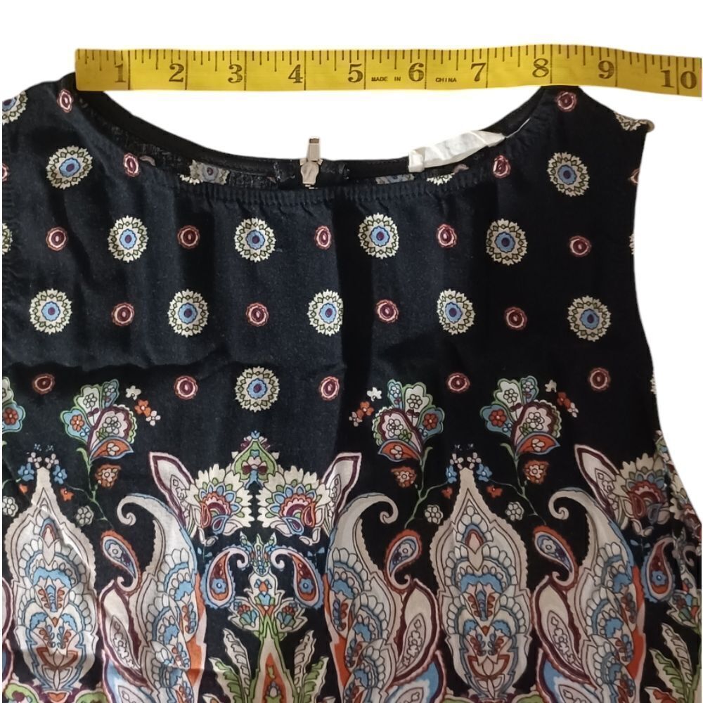 626133....I. Joah Sleeveless Paisley Top Size M