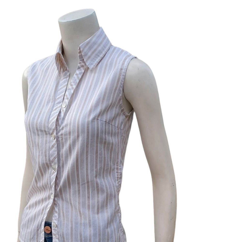 626333....IENA Sleeveless Top Size S