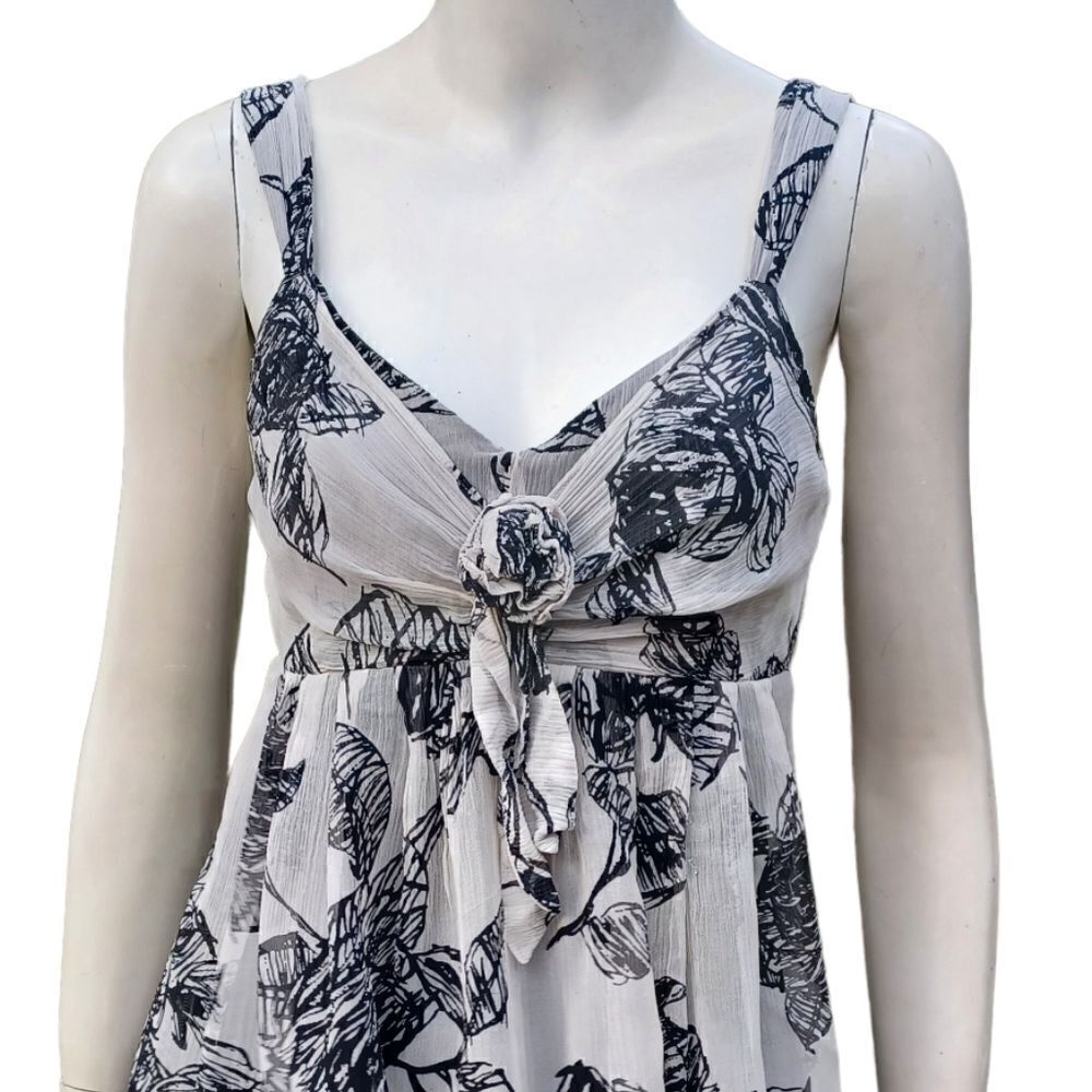6266.....Karen Kane Babydoll Layered Top Size S