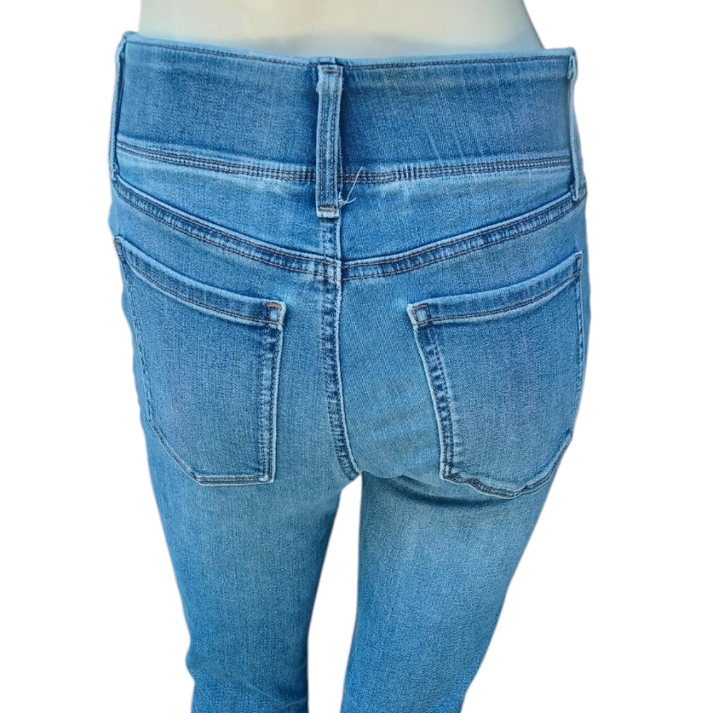 8197....Nine West Skinny Jeans Size 4, W26" 24"Inseam, 8 1/2"Rise