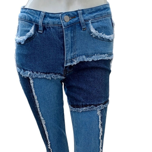 684145..Almost Famous Denim Patchwork Flare Jeans Size 3, W26" 30"Inseam  9"Rise