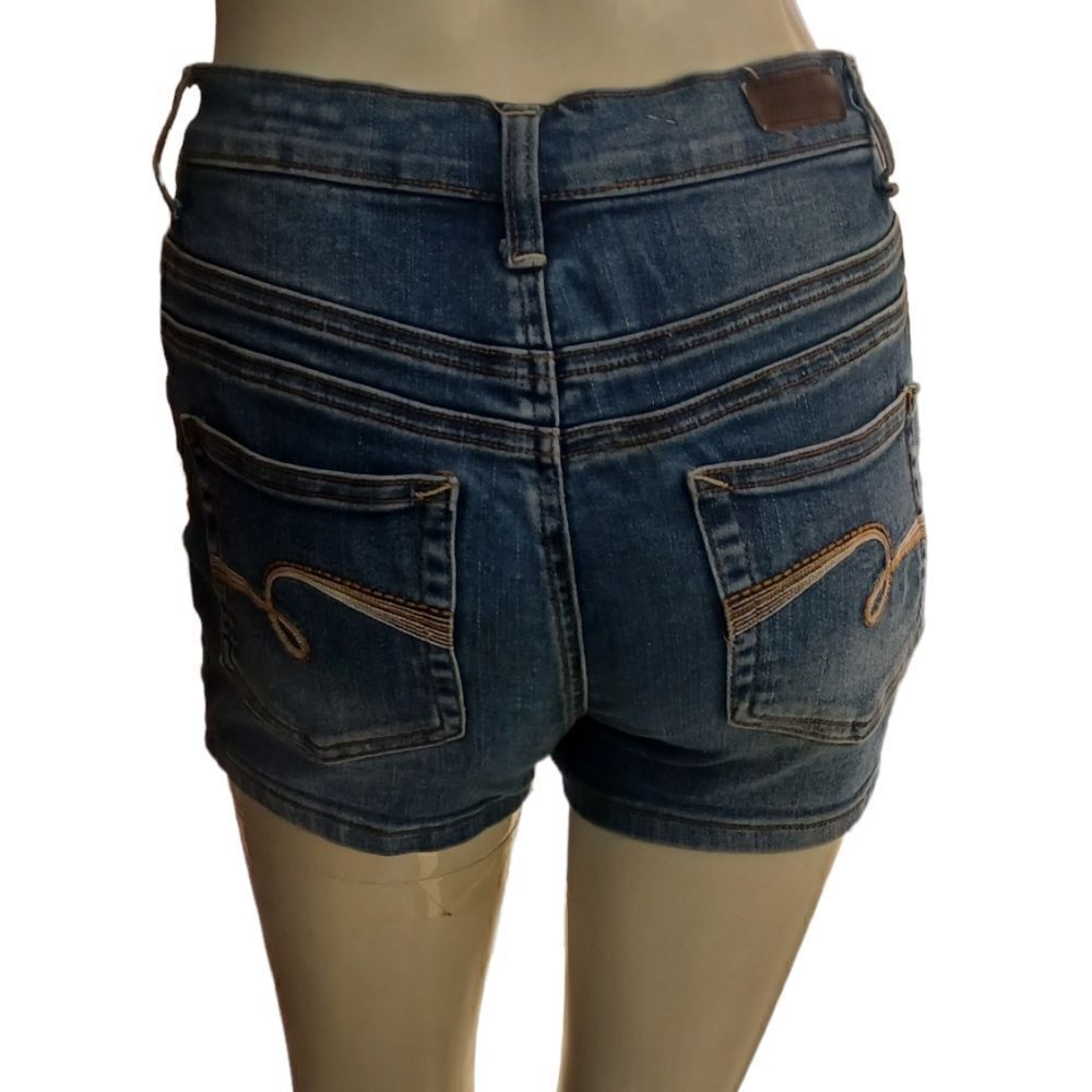 628830...Girls Justice Shorts Jeans Size 14R, W24" 2 1/2"Inseam, 8 1/2"Rise