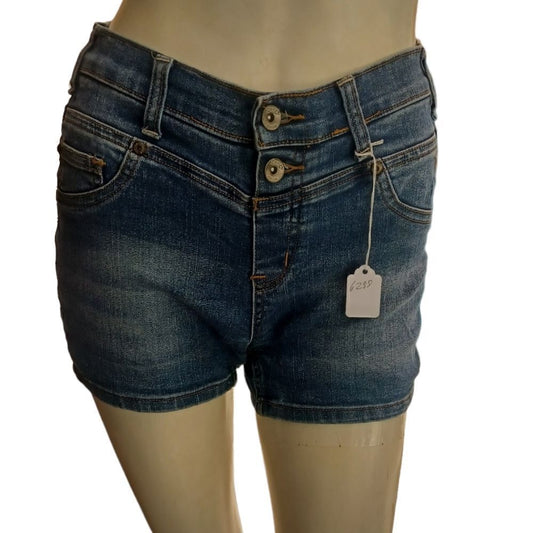 628830...Girls Justice Shorts Jeans Size 14R, W24" 2 1/2"Inseam, 8 1/2"Rise