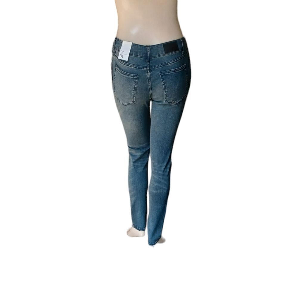 Sku# 541935...Original Use Straight leg Jeans Size 34, 30"Inseam  10"Rise