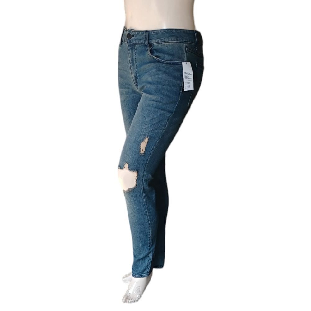 Sku# 541935...Original Use Straight leg Jeans Size 34, 30"Inseam  10"Rise