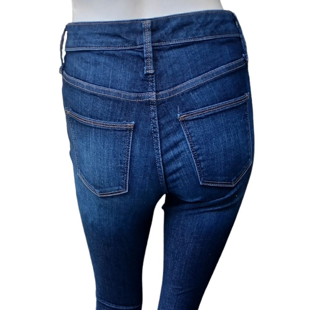 624320....Universal Thread Skinny Jeans Size 00/24R,  8" Rise