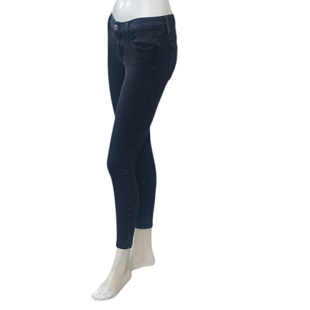 7002714.....Guess Skinny Jeans Size 25, 25"Inseam 6"Rise