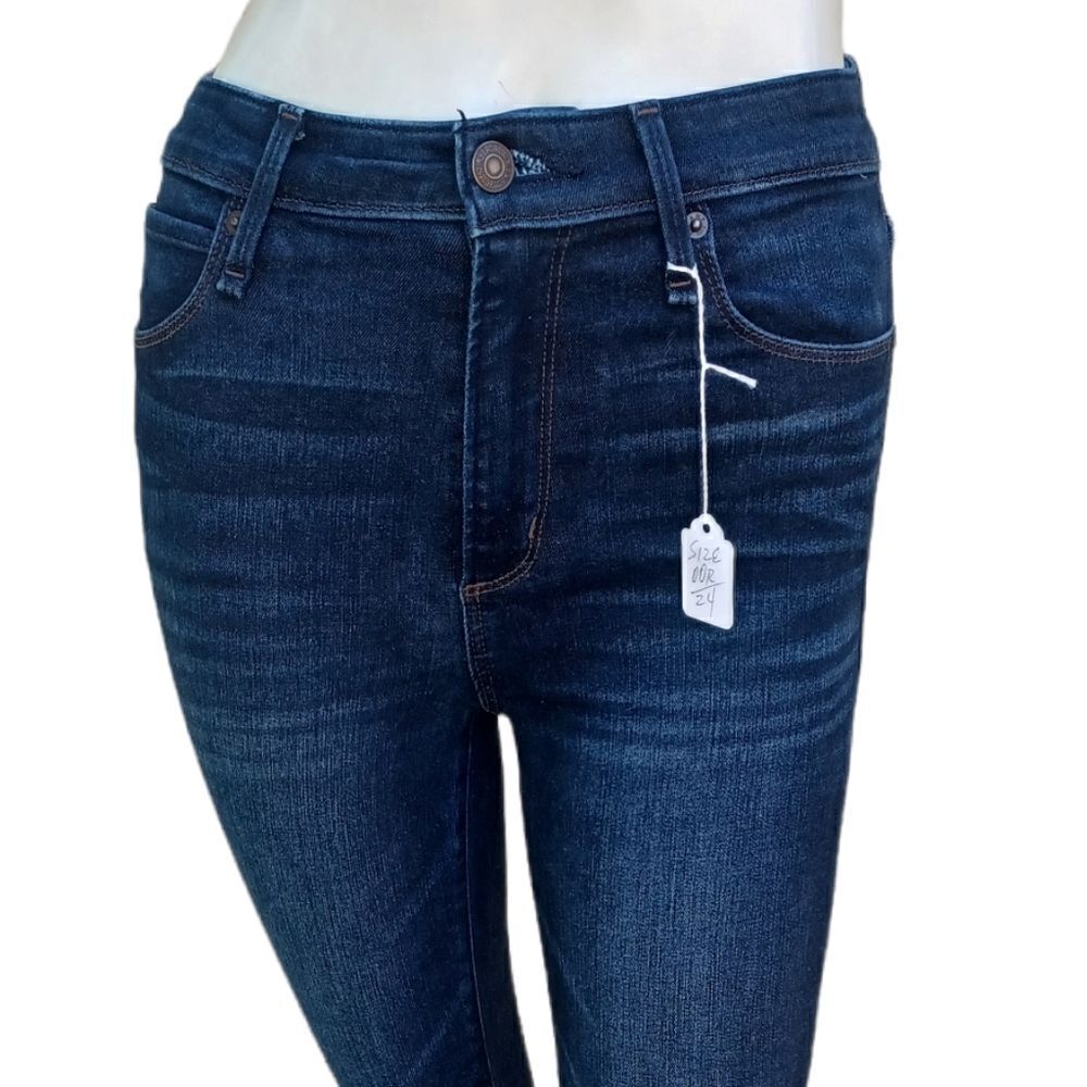 598130.....Abercrombie & Fitch Dark Wash Skinny Jeans Size 24/00R, 9"Rise
