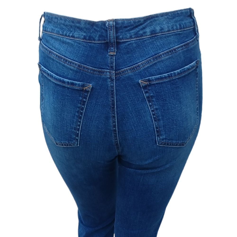 7001634......Scoop Crop Straight leg Jeans Size 14