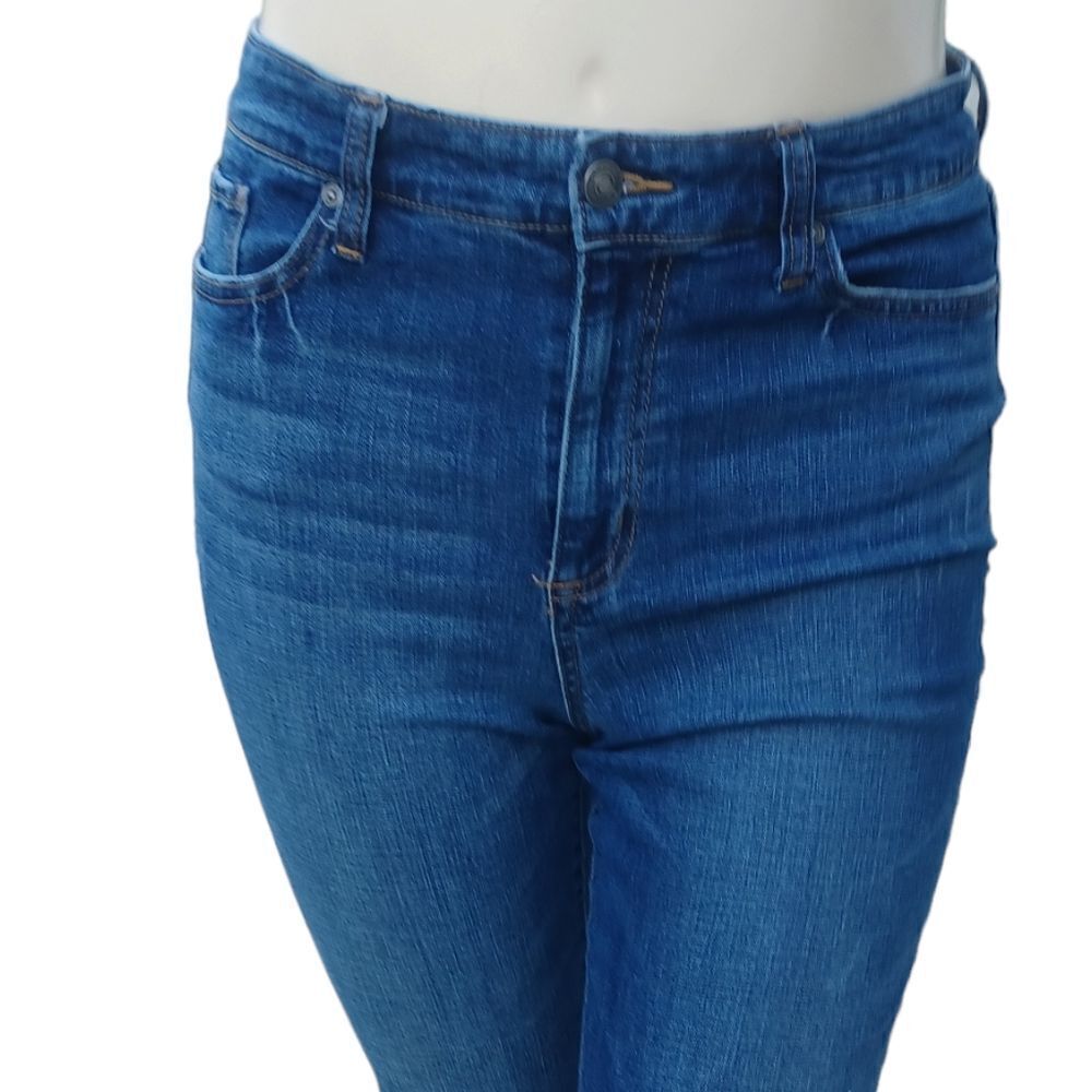 7001634......Scoop Crop Straight leg Jeans Size 14