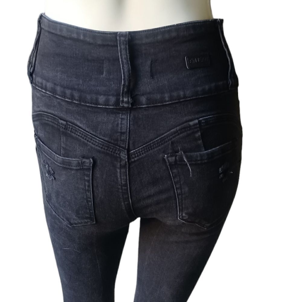 7002414.......Enjean Skinny Jeans Size 1