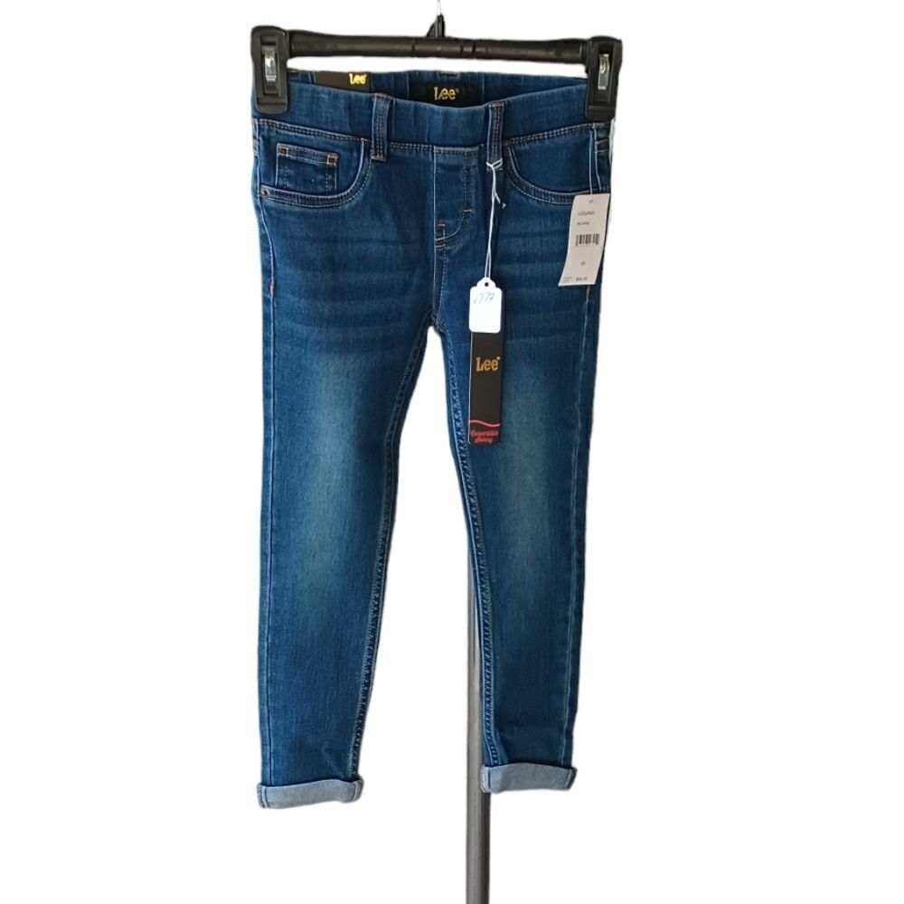 67727..Girl's Lee Pull-On Denim Jeans Size 6X, W22" 21"Inseam 6"Rise