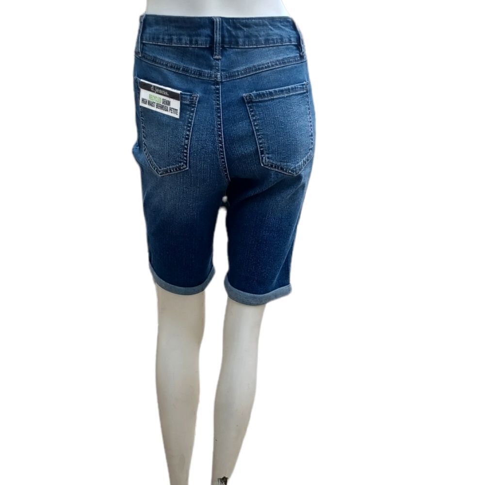 602430.....d.Jeans High Waist Bermuda Shorts Size 6P, W27, 8 1/2"Inseam   9"Rise
