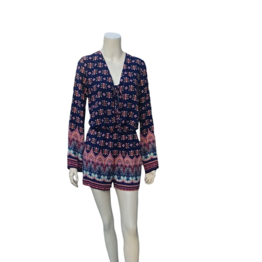 4170....Ladies Long Sleeves Paisley Romper Size Small
