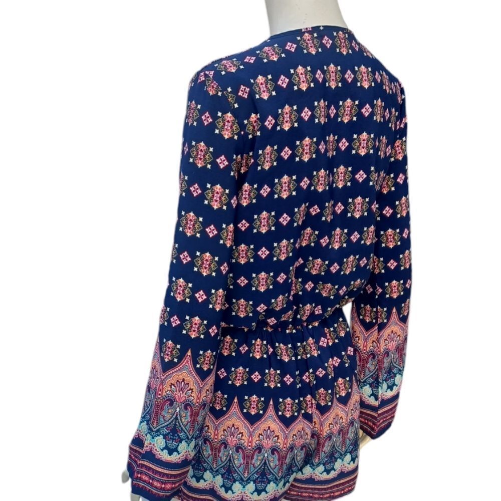 4170....Ladies Long Sleeves Paisley Romper Size Small