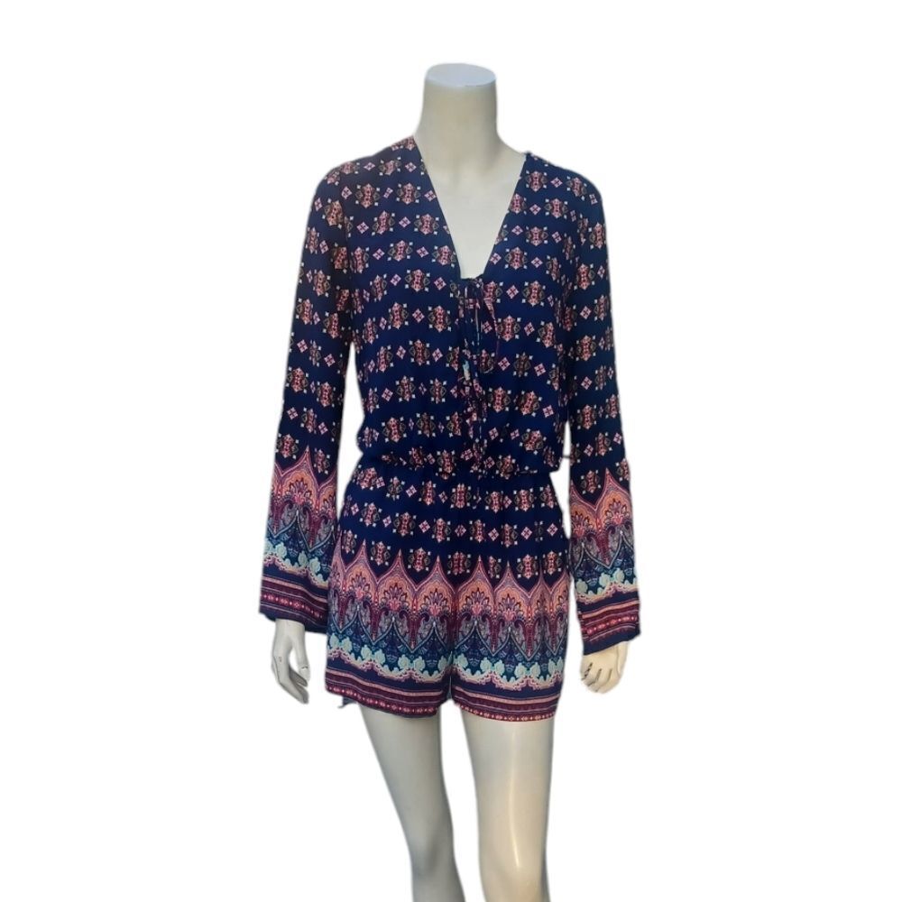 4170....Ladies Long Sleeves Paisley Romper Size Small