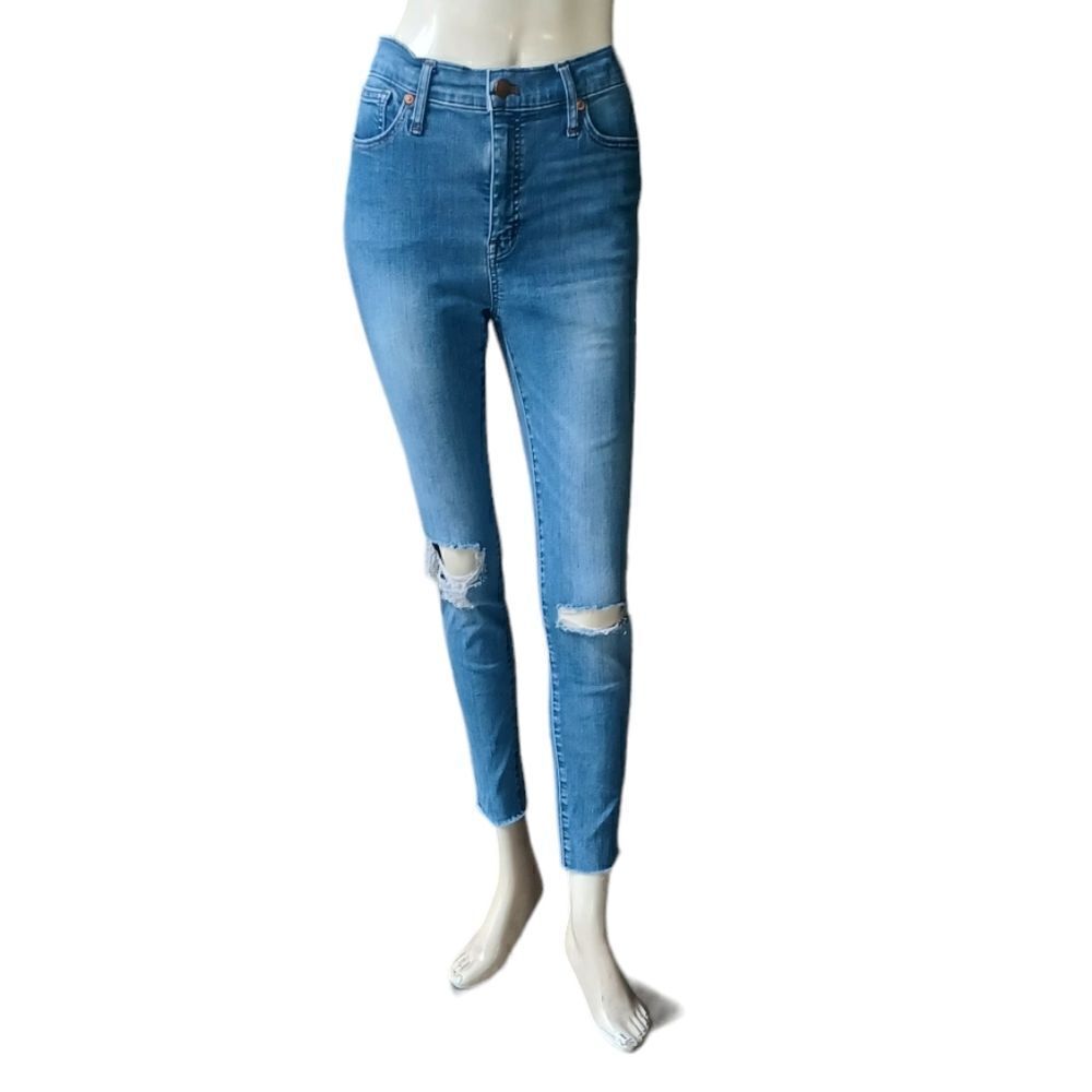 690647.........Madewell Skinny Jeans Size 29, 25 1/2"Inseam 9 1/2"Rise