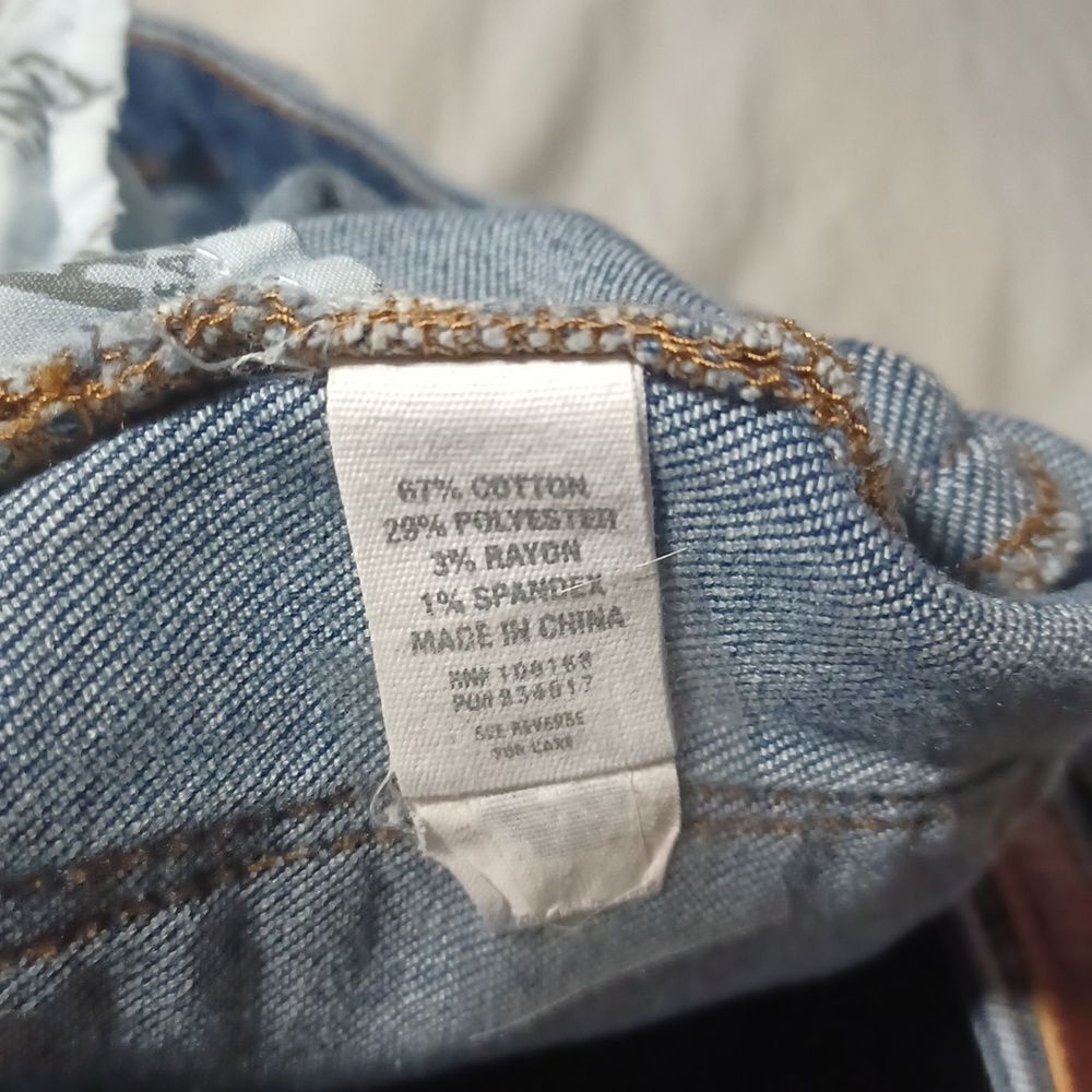 60437....RSQ Denim Jean Shorts Size 14JR, W24"   2 1/2" Inseam   9"Rise