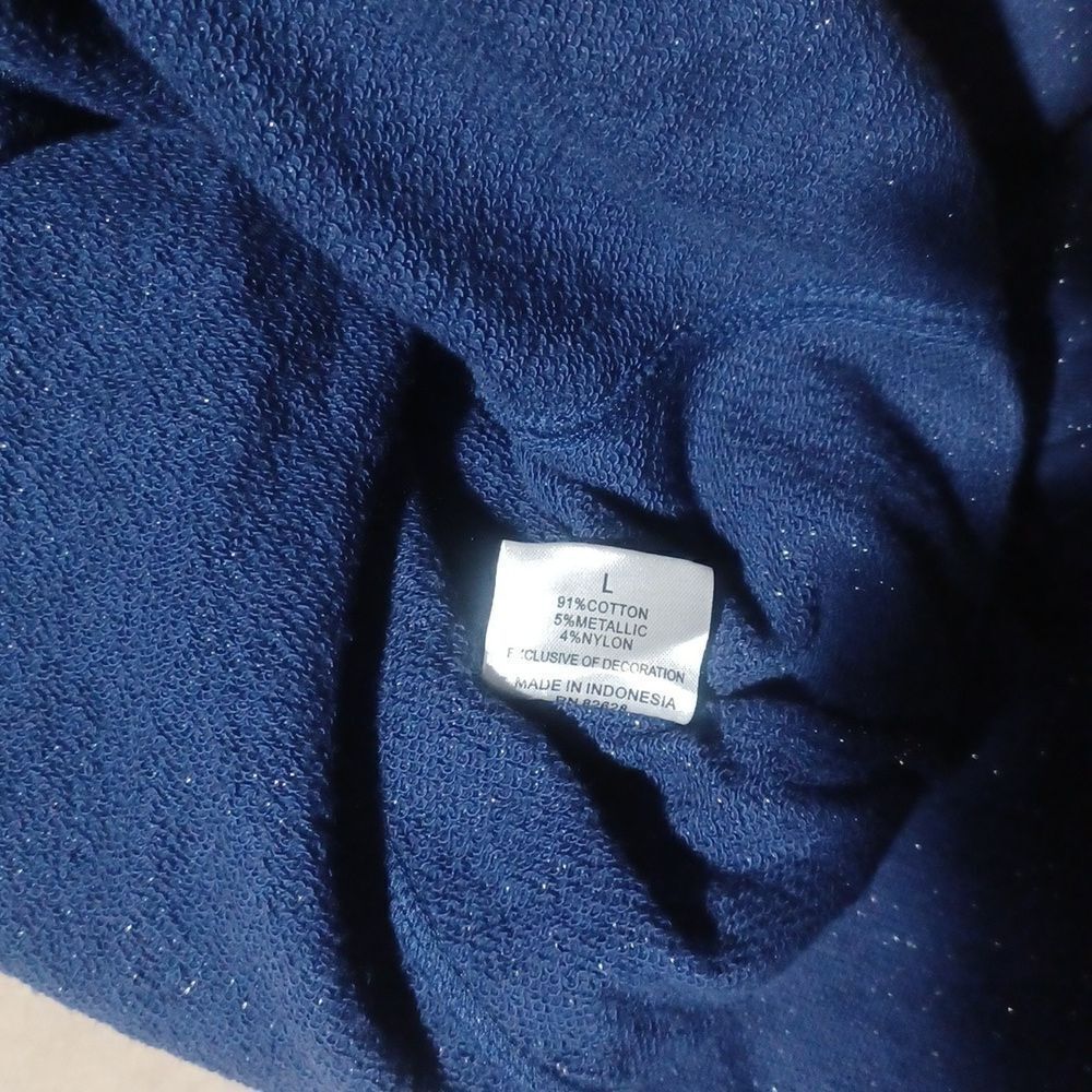 612133.....South Pole Long Sleeve Hoodie Size L