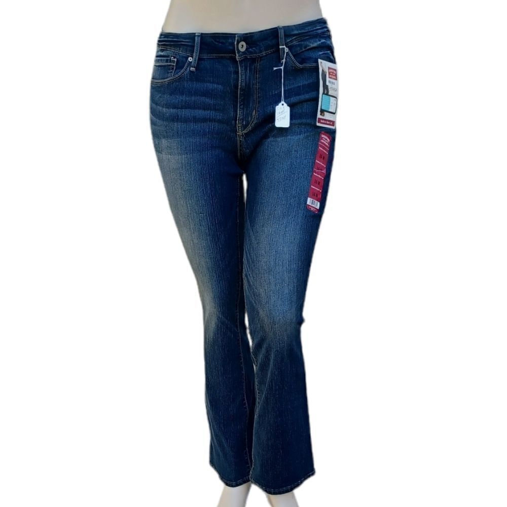 535135....Signature by Levi Modern Bootcut Size 16M