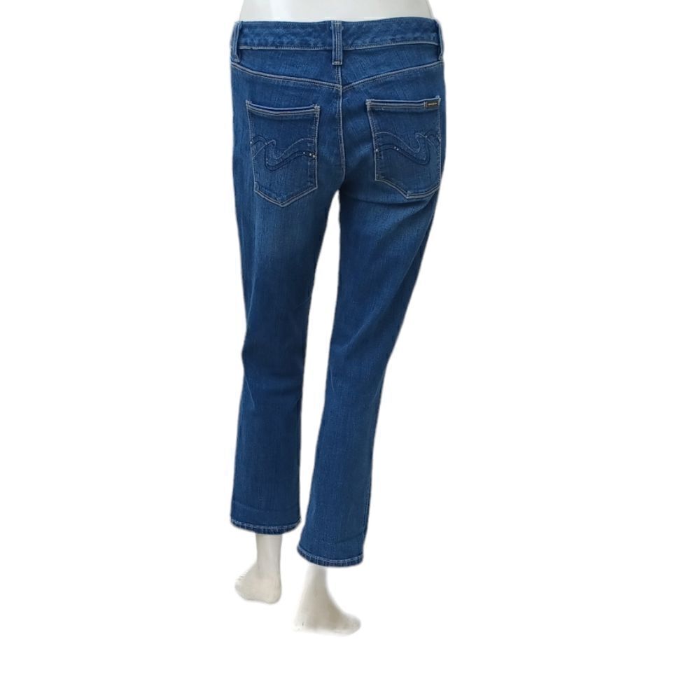 6832..White House Black Market Straight leg Jeans Size 2, W28"  25"Inseam 7"Rise