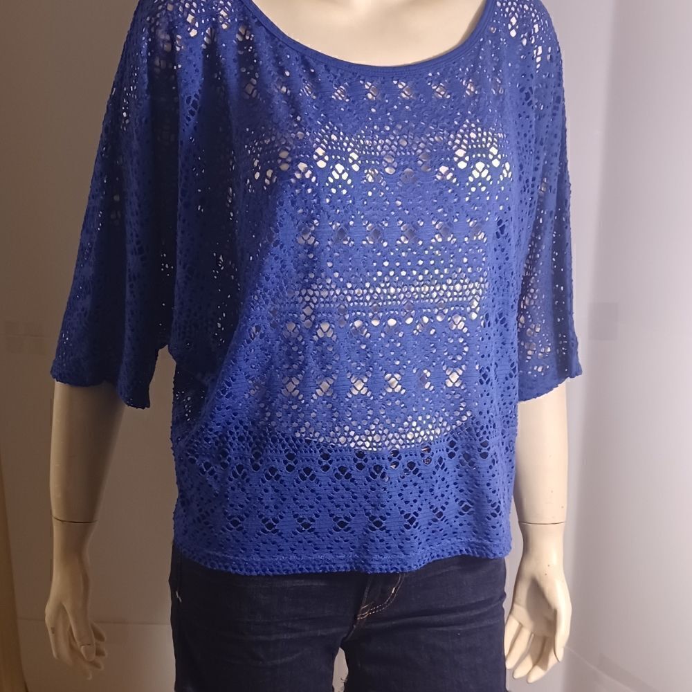 605533...Bisou Bisou Purple Shear Knit Top Size Large