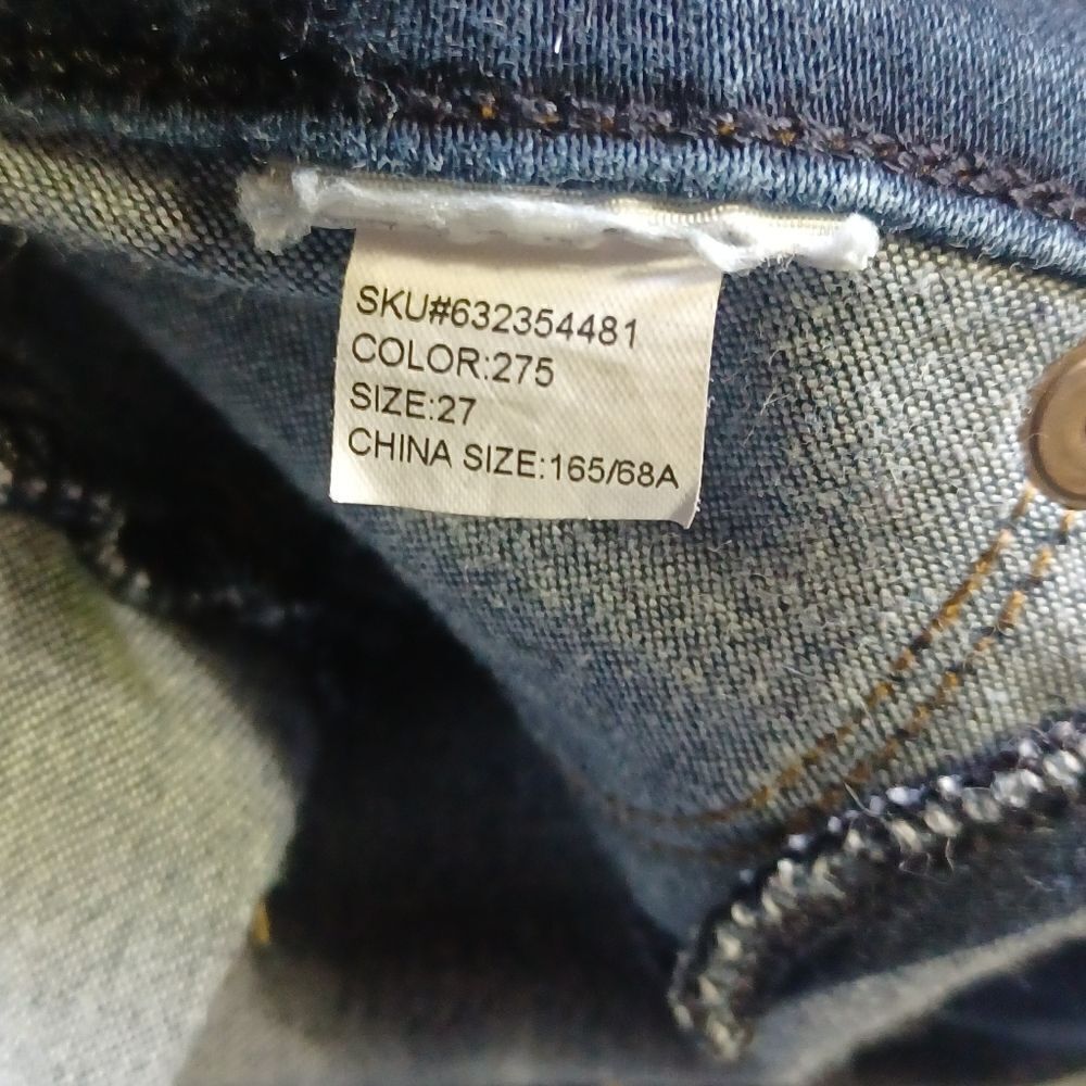 691547....Abercrombie & Fitch Skinny Jeans Size 27/4R, 10"Rise