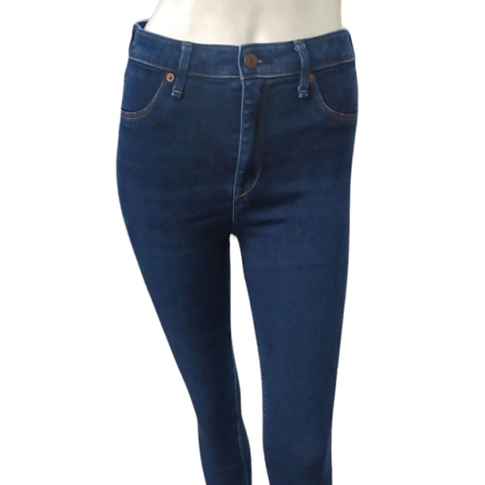 691547....Abercrombie & Fitch Skinny Jeans Size 27/4R, 10"Rise