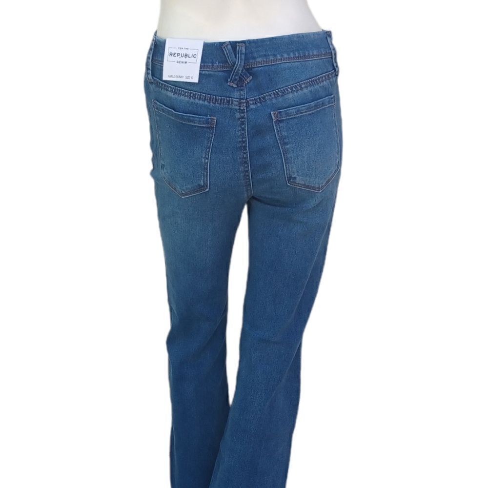 617718....Republic Flare Jeans Size 4, 6, & 8