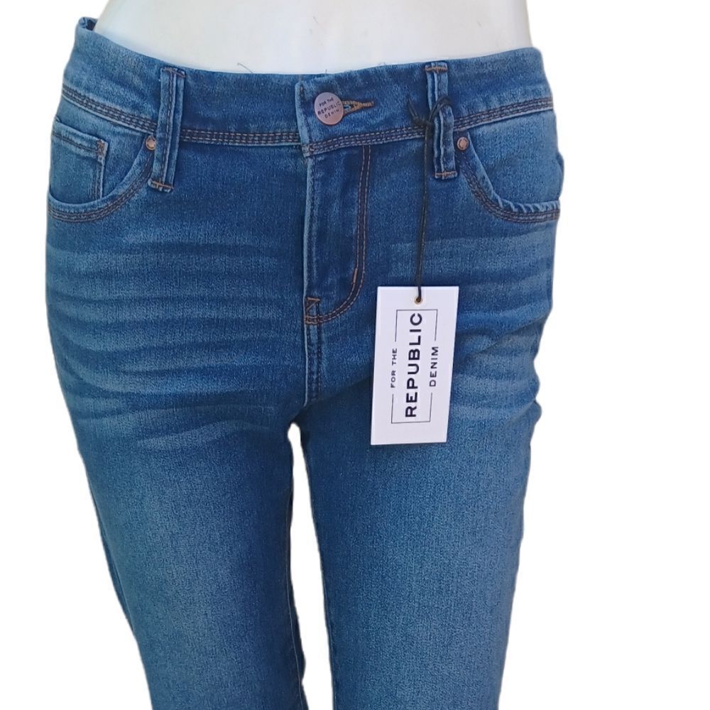 617718....Republic Flare Jeans Size 4, 6, & 8