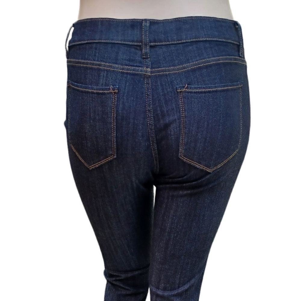 624720....Liz Clairborne Boyfriend Skinny Jeans Size 8, W31" 29"Inseam . 9"Rise
