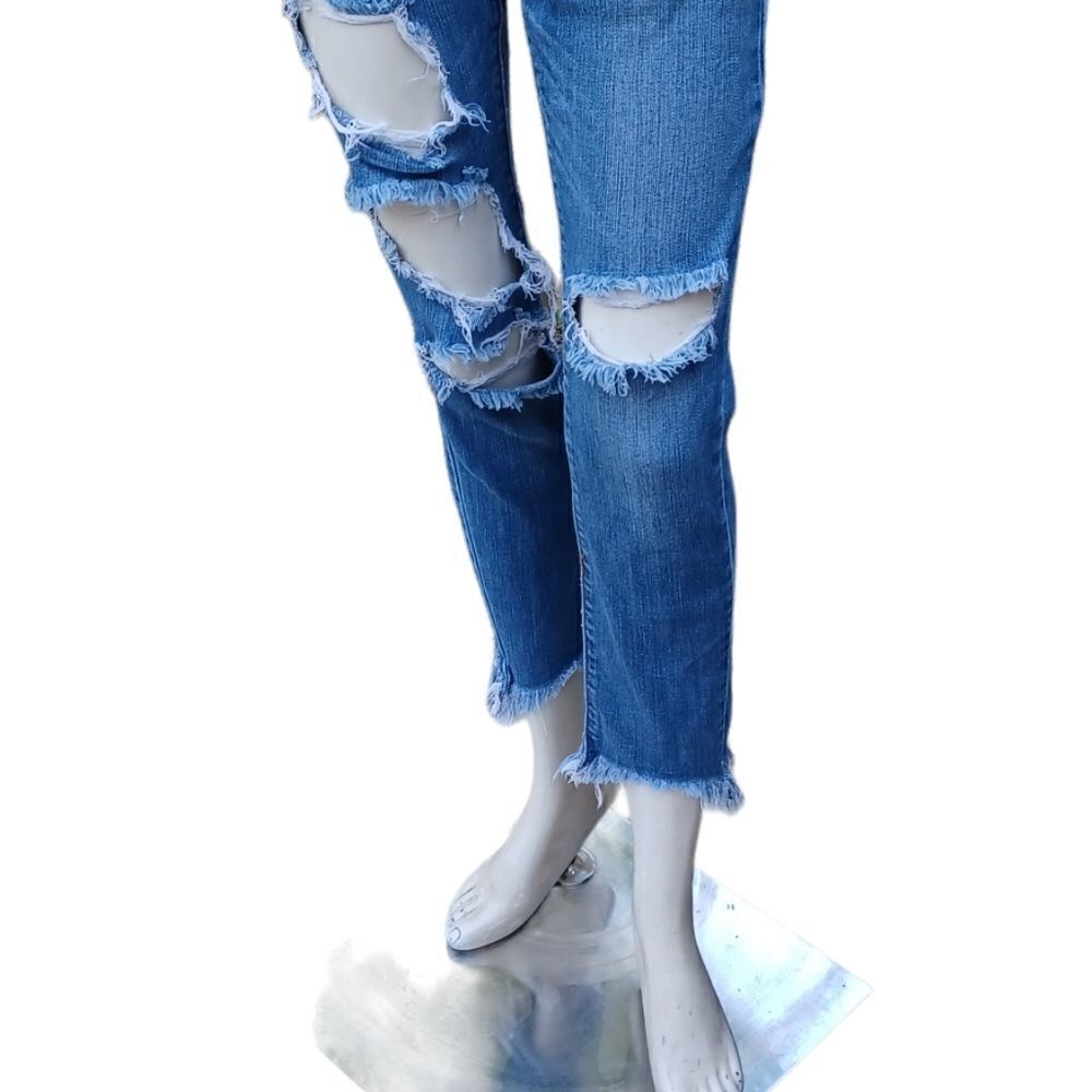 623317....Machine Jeans Inc. Size 5, 29"W, 26" Inseam