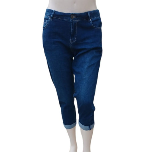 62136.....Avenue Denim Girlfriend Crop Jeans Size 14, W33"  24"Inseam  10"Rise