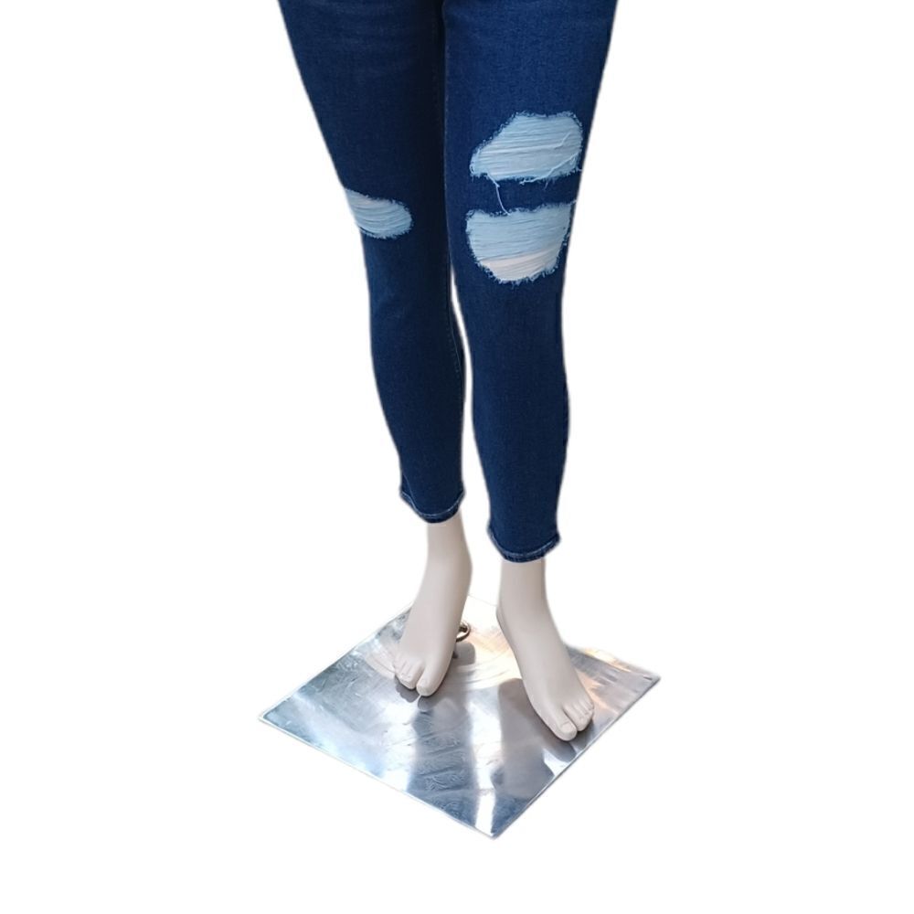 62156....Old Navy Rockstar Skinny Jeans Size 14 Petite, W32" 25"Inseam 9"Rise