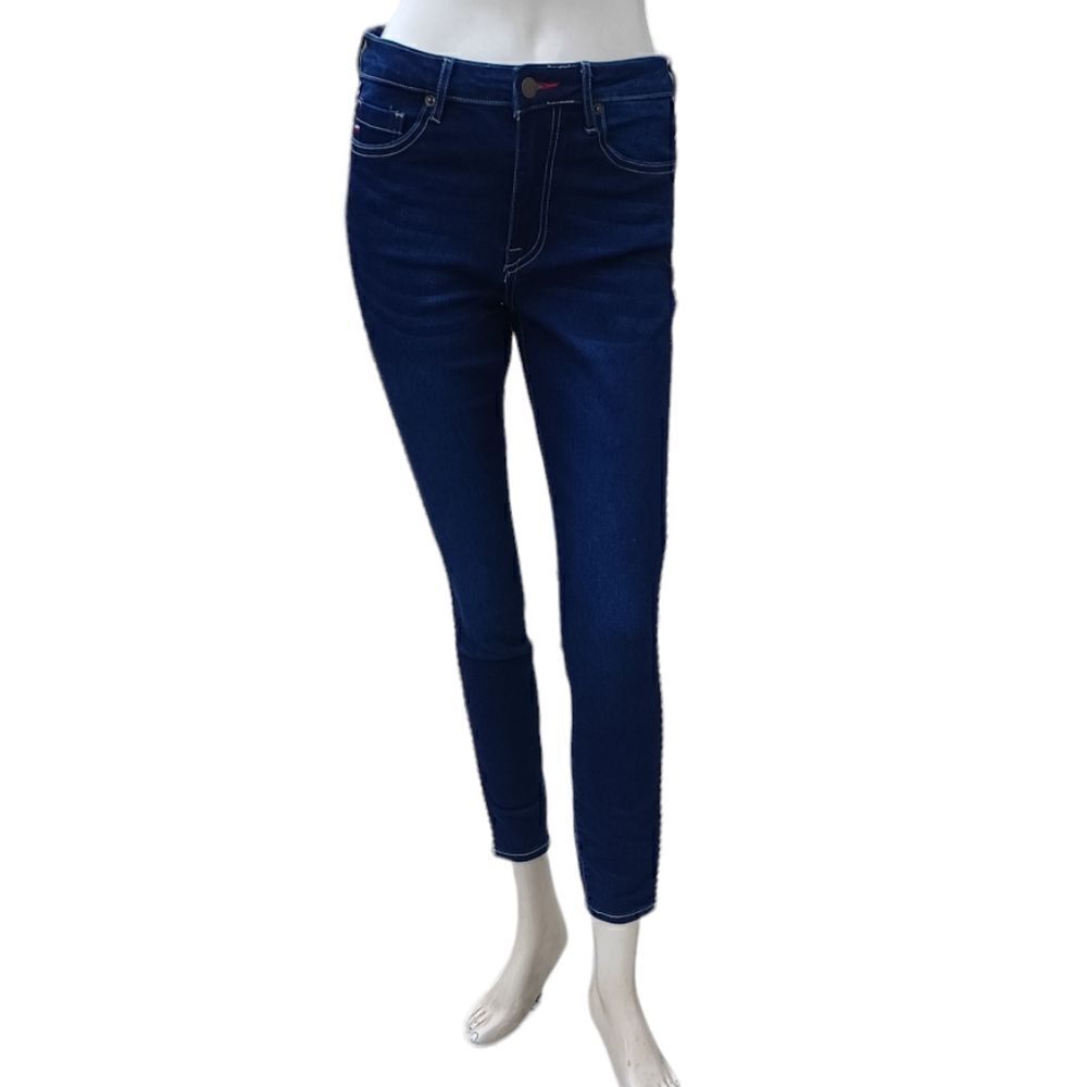 9001....Tommy Hilfiger Tribeca Skinny Jeans Size 4, W26" 26"Inseam 9"Rise