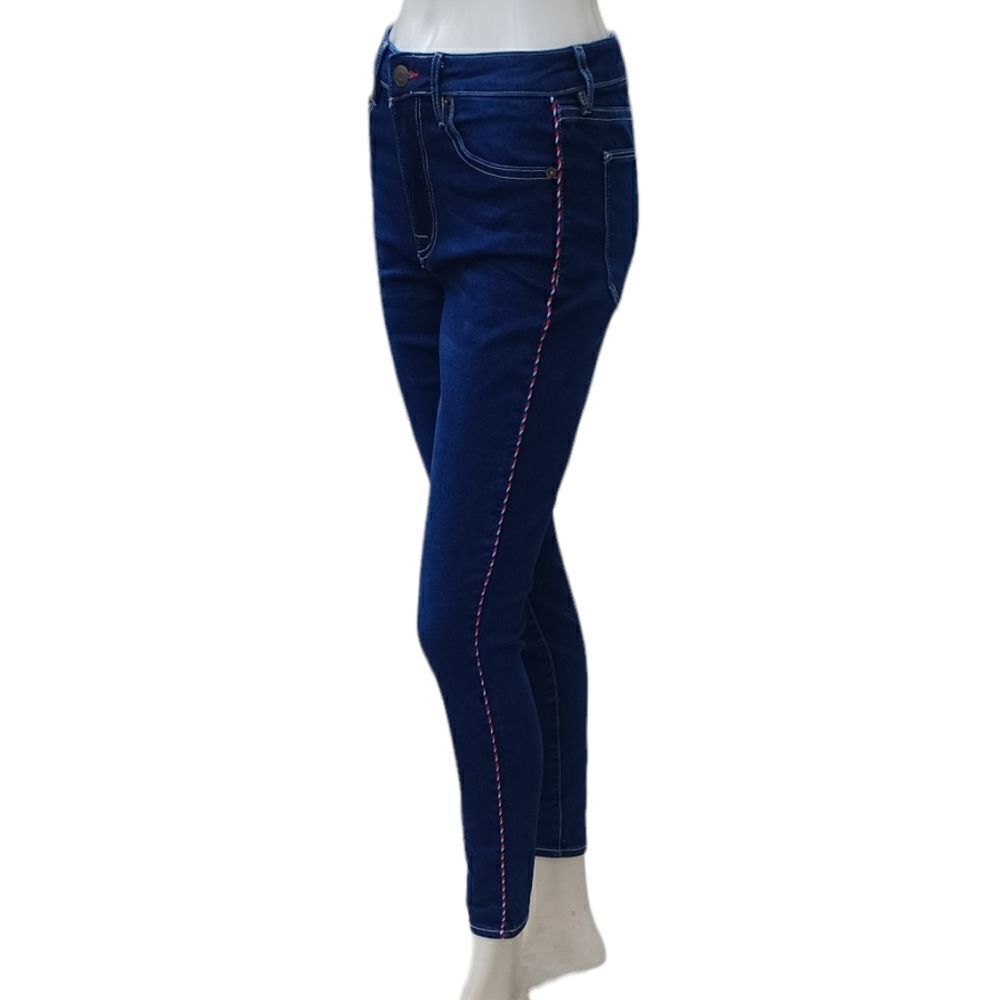 9001....Tommy Hilfiger Tribeca Skinny Jeans Size 4, W26" 26"Inseam 9"Rise