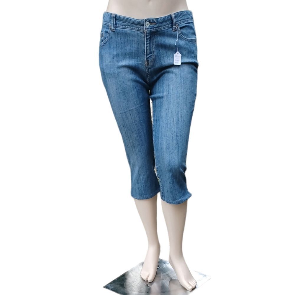502020.....Personal Identity Crop Jeans Size 15/16, W34" 18"Inseam   11"Rise