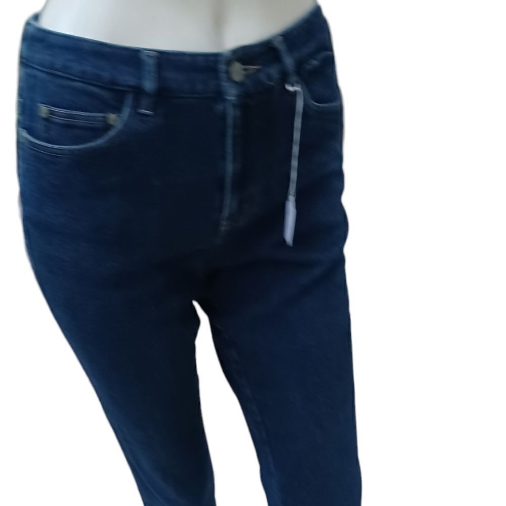 667834....U2 Crop Jeans Size XS, W25" 23"Inseam  9"Rise