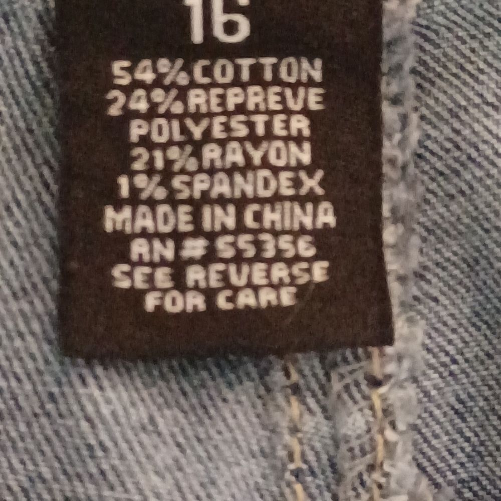 682712....d.Jeans High Waist Flare Jeans Size 16, W33"  30"Inseam  12"Rise